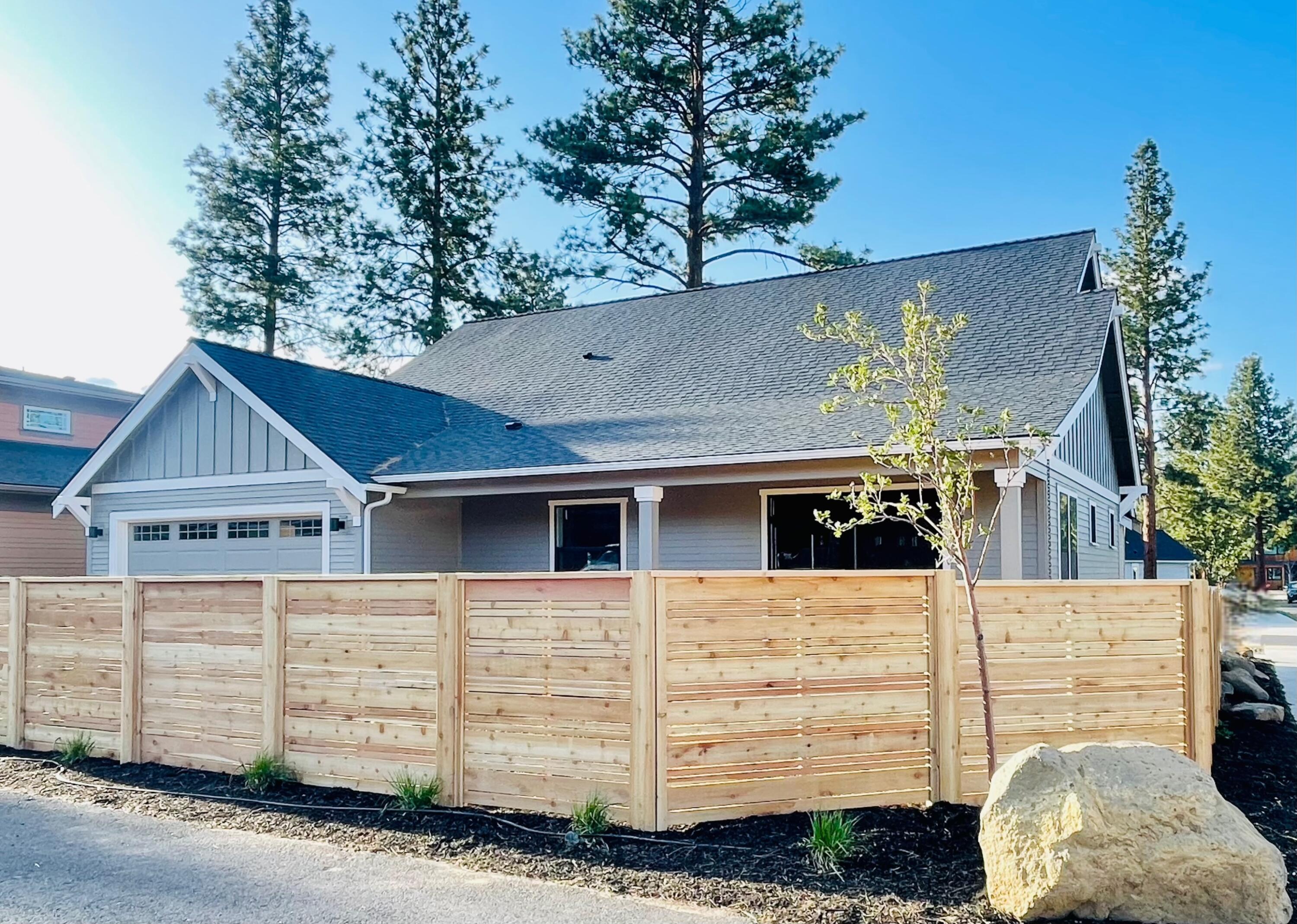 131 W Clearpine Drive