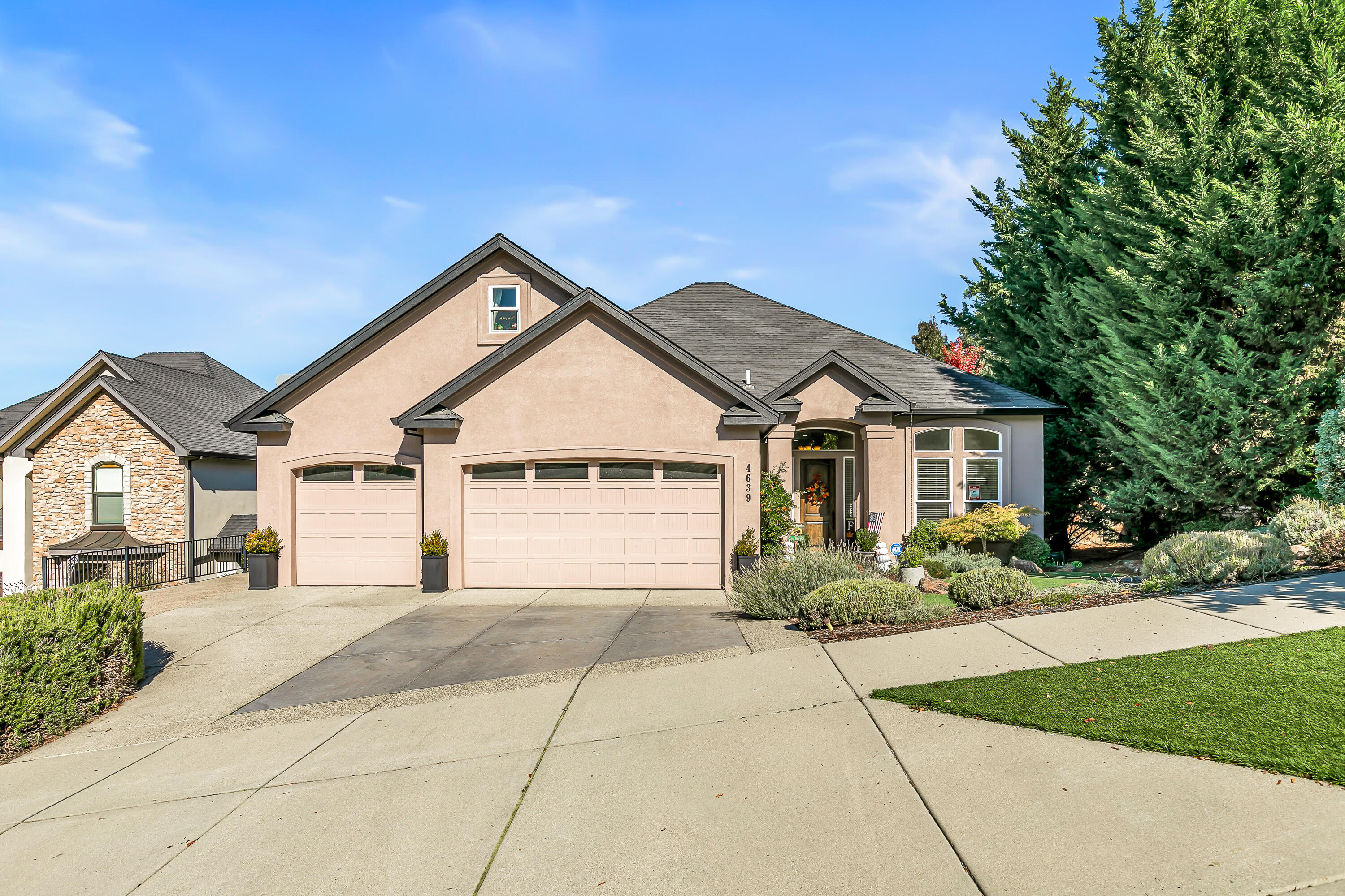 Heights At Hillcrest Phase 1, The - Residential