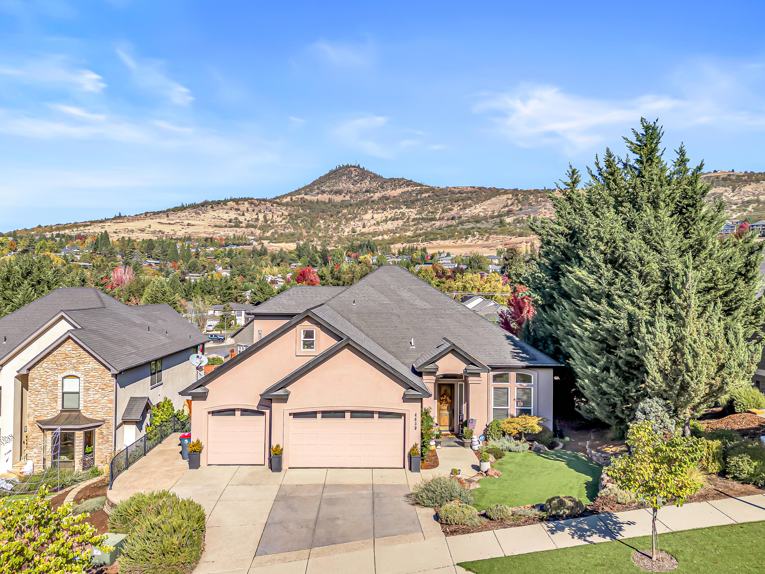 Heights At Hillcrest Phase 1, The - Residential