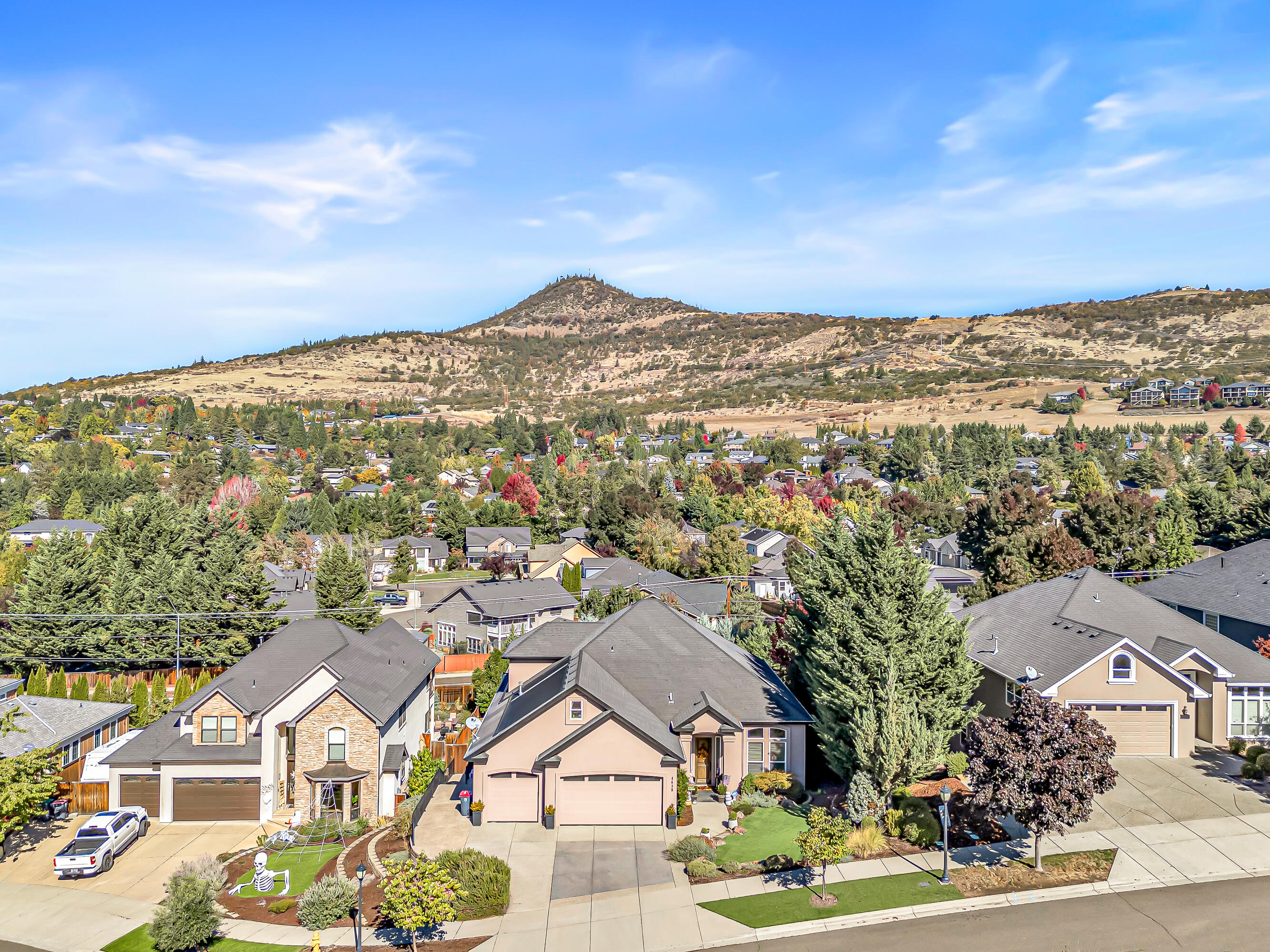 Heights At Hillcrest Phase 1, The - Residential