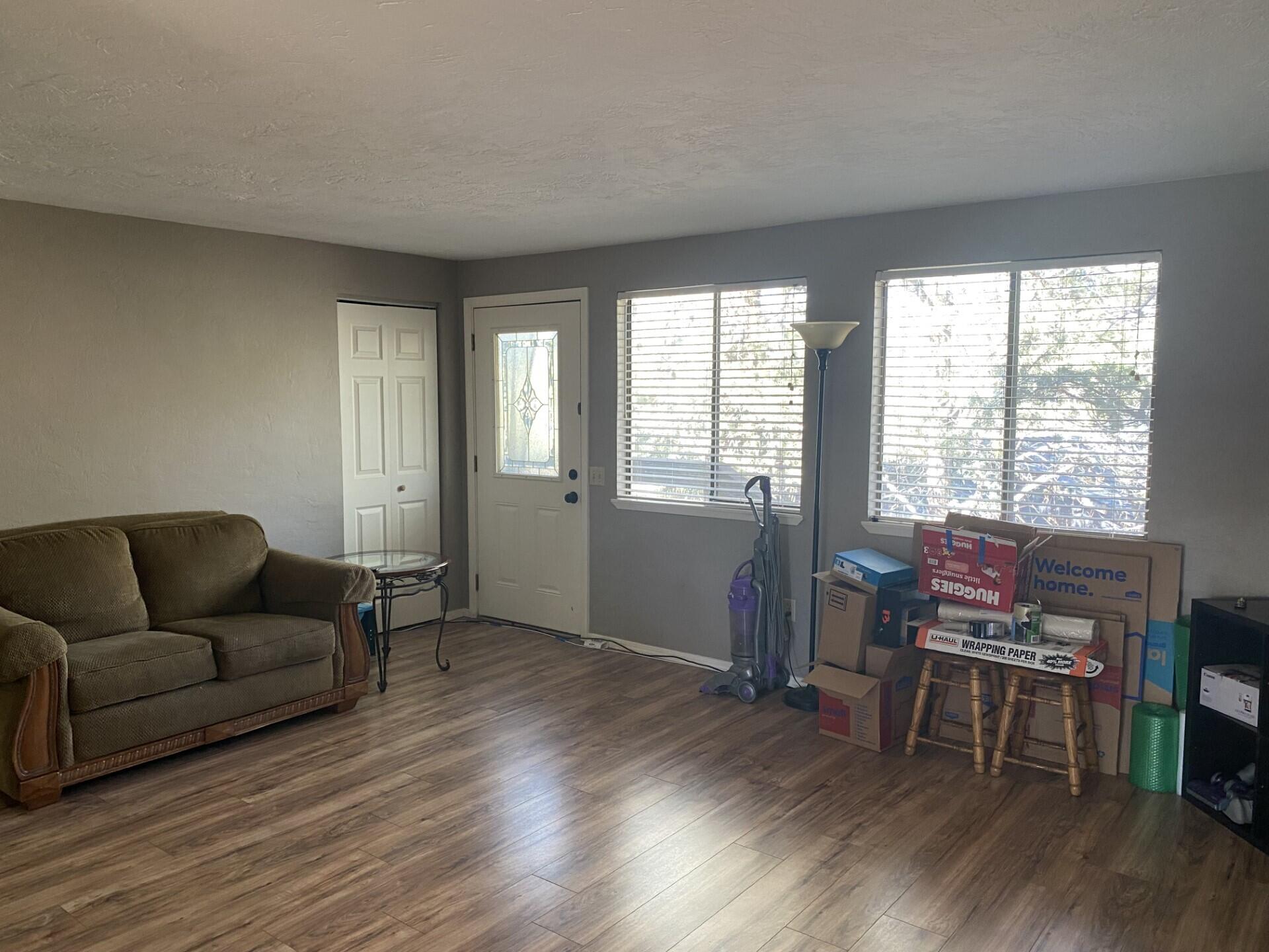 Hunters Circle - Residential