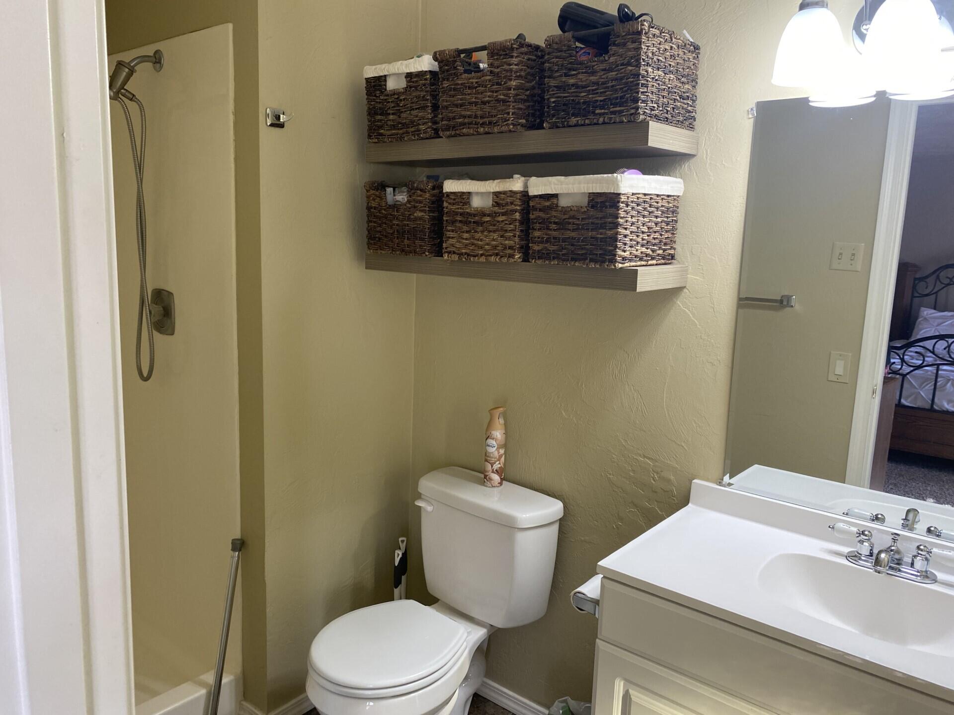 Hunters Circle - Residential