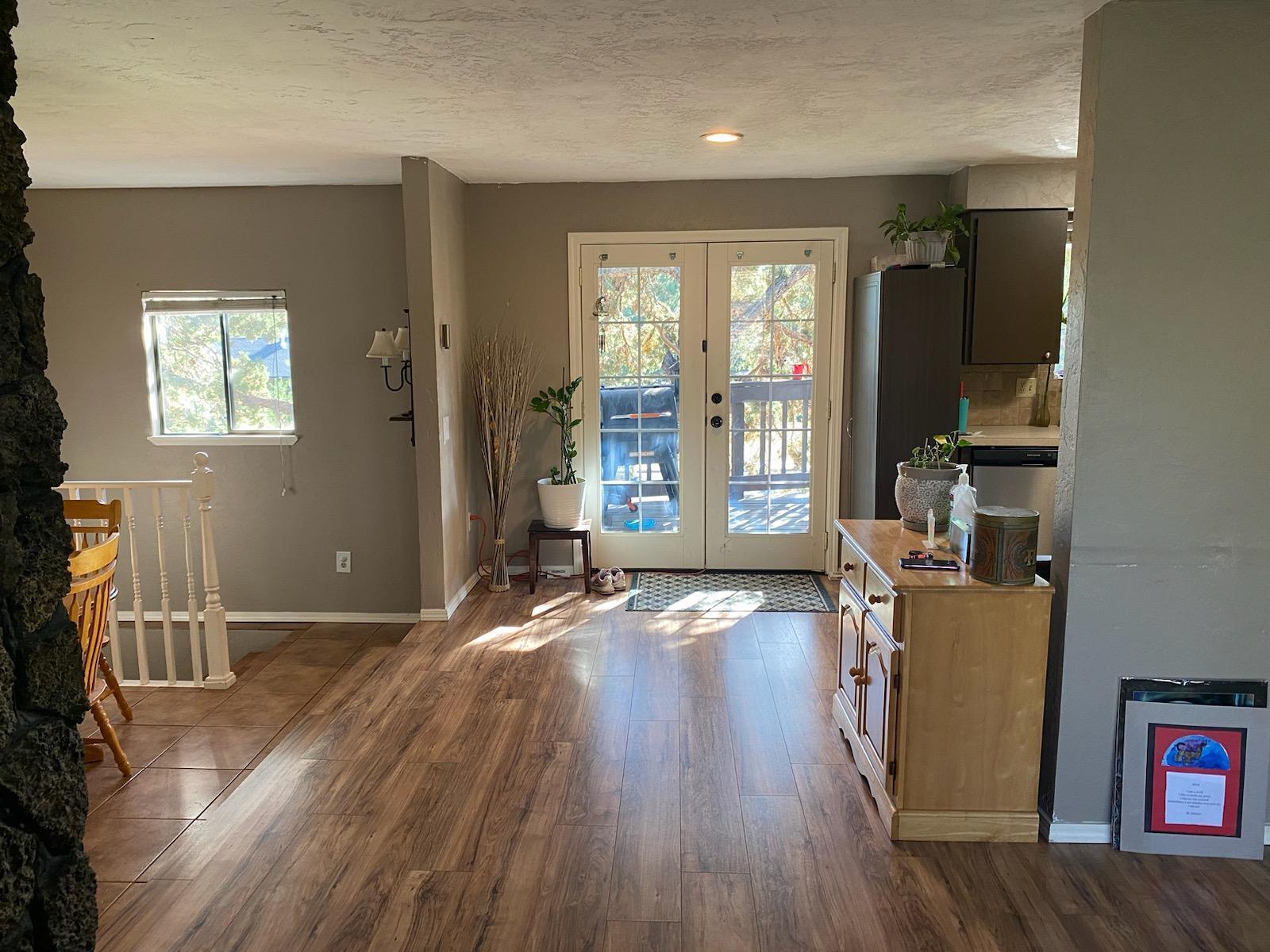 Hunters Circle - Residential