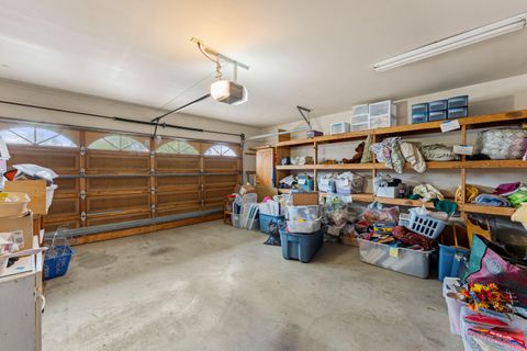 Tiny photo for 2701 Salmon Circle, Grants Pass, OR 97527 (MLS # 220219669)