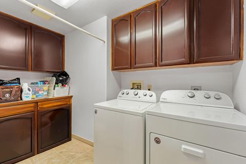 Tiny photo for 2701 Salmon Circle, Grants Pass, OR 97527 (MLS # 220219669)