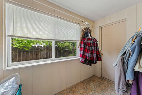 Tiny photo for 2701 Salmon Circle, Grants Pass, OR 97527 (MLS # 220219669)