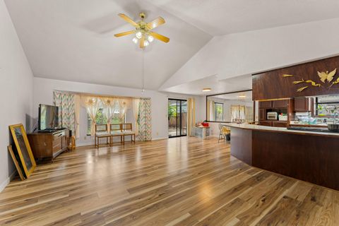 Tiny photo for 2701 Salmon Circle, Grants Pass, OR 97527 (MLS # 220219669)