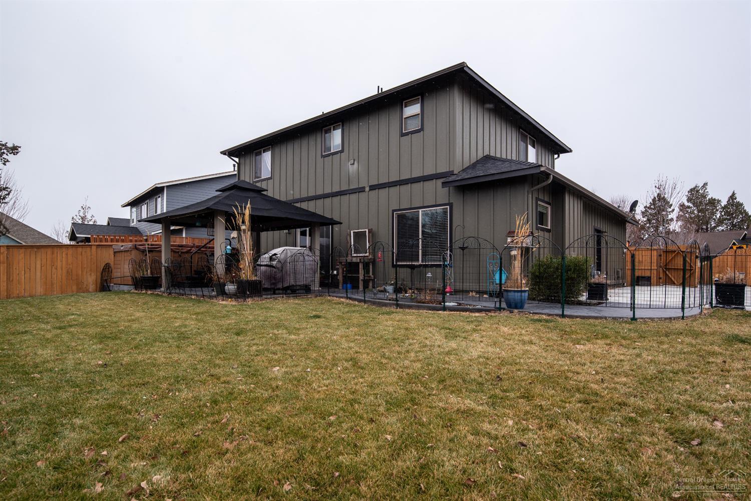 Two Bar Estates - Residential