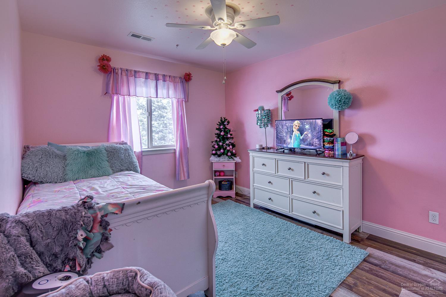 Two Bar Estates - Residential