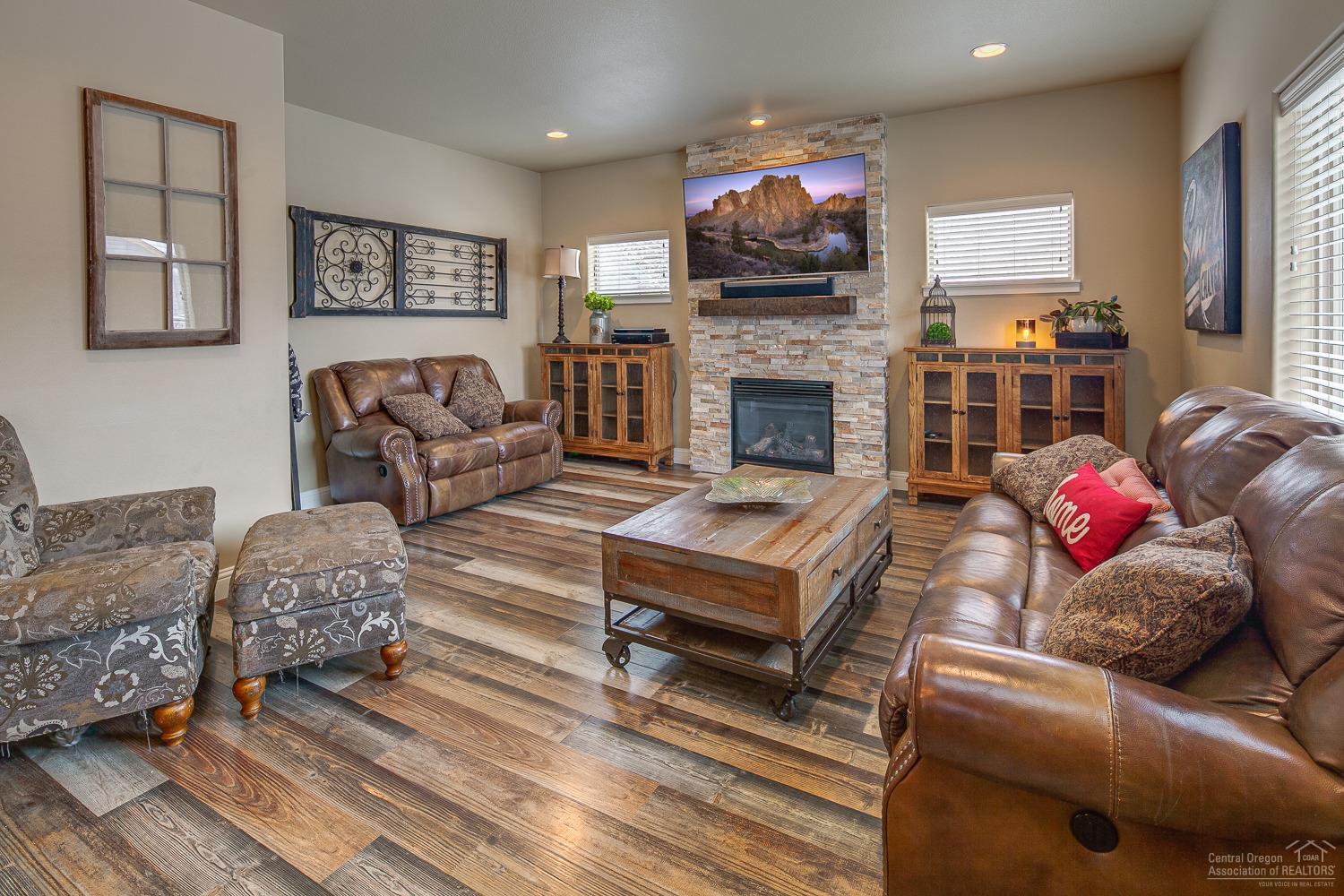 Two Bar Estates - Residential