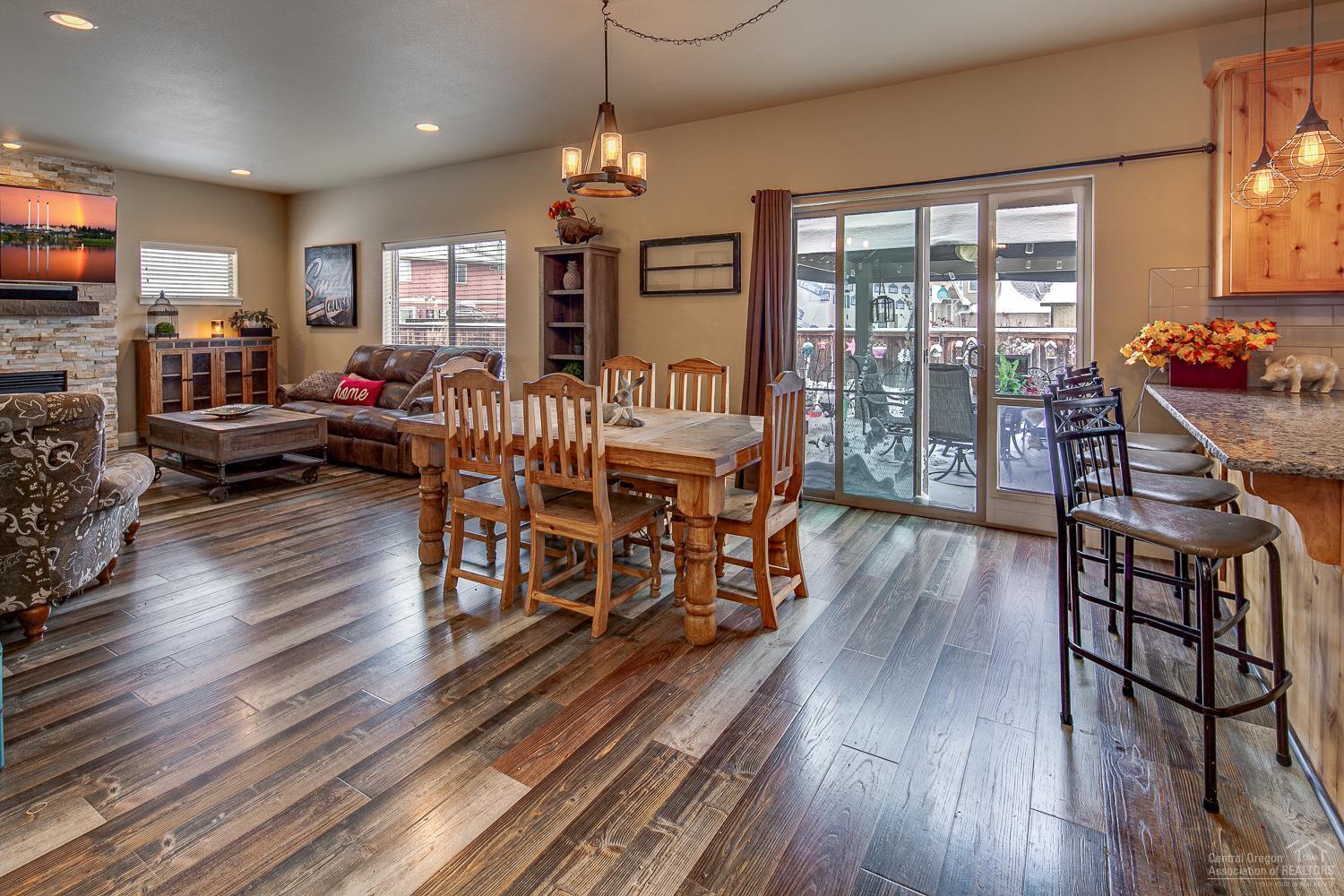 Two Bar Estates - Residential