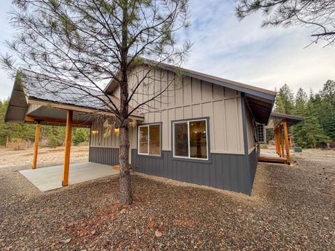 Tiny photo for 655 NW Ajax Street, Sumpter, OR 97877 (MLS # 220219433)