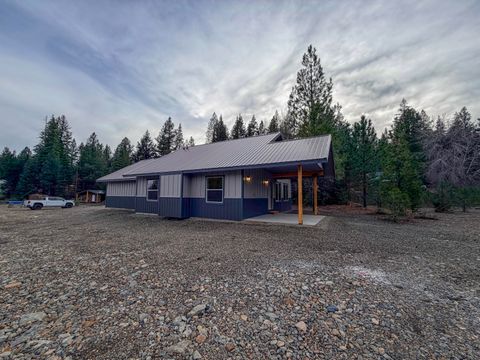 Tiny photo for 655 NW Ajax Street, Sumpter, OR 97877 (MLS # 220219433)