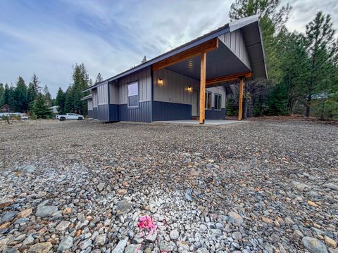 Tiny photo for 655 NW Ajax Street, Sumpter, OR 97877 (MLS # 220219433)