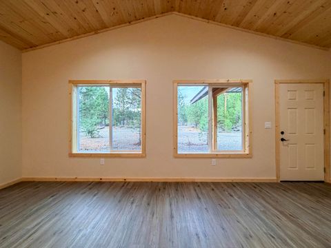 Tiny photo for 655 NW Ajax Street, Sumpter, OR 97877 (MLS # 220219433)