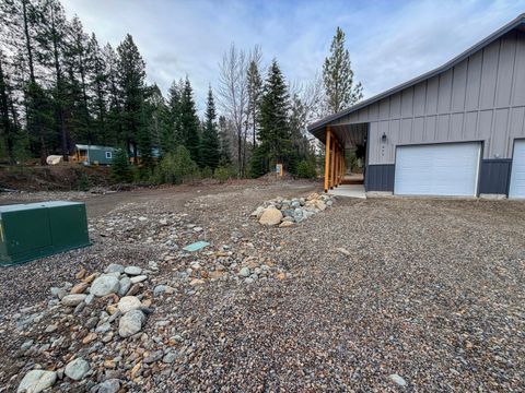 Tiny photo for 655 NW Ajax Street, Sumpter, OR 97877 (MLS # 220219433)