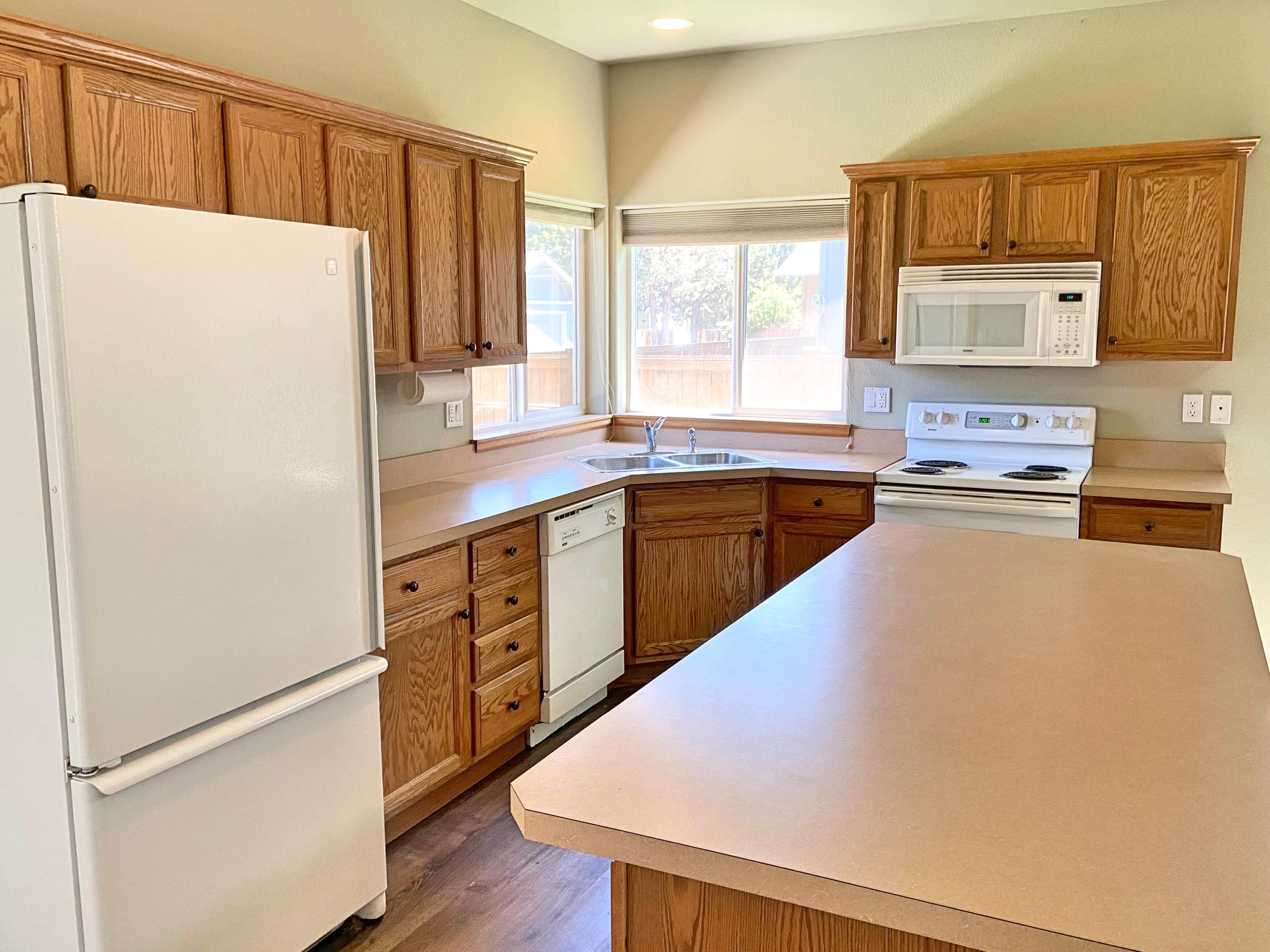 Larkspur - Residential