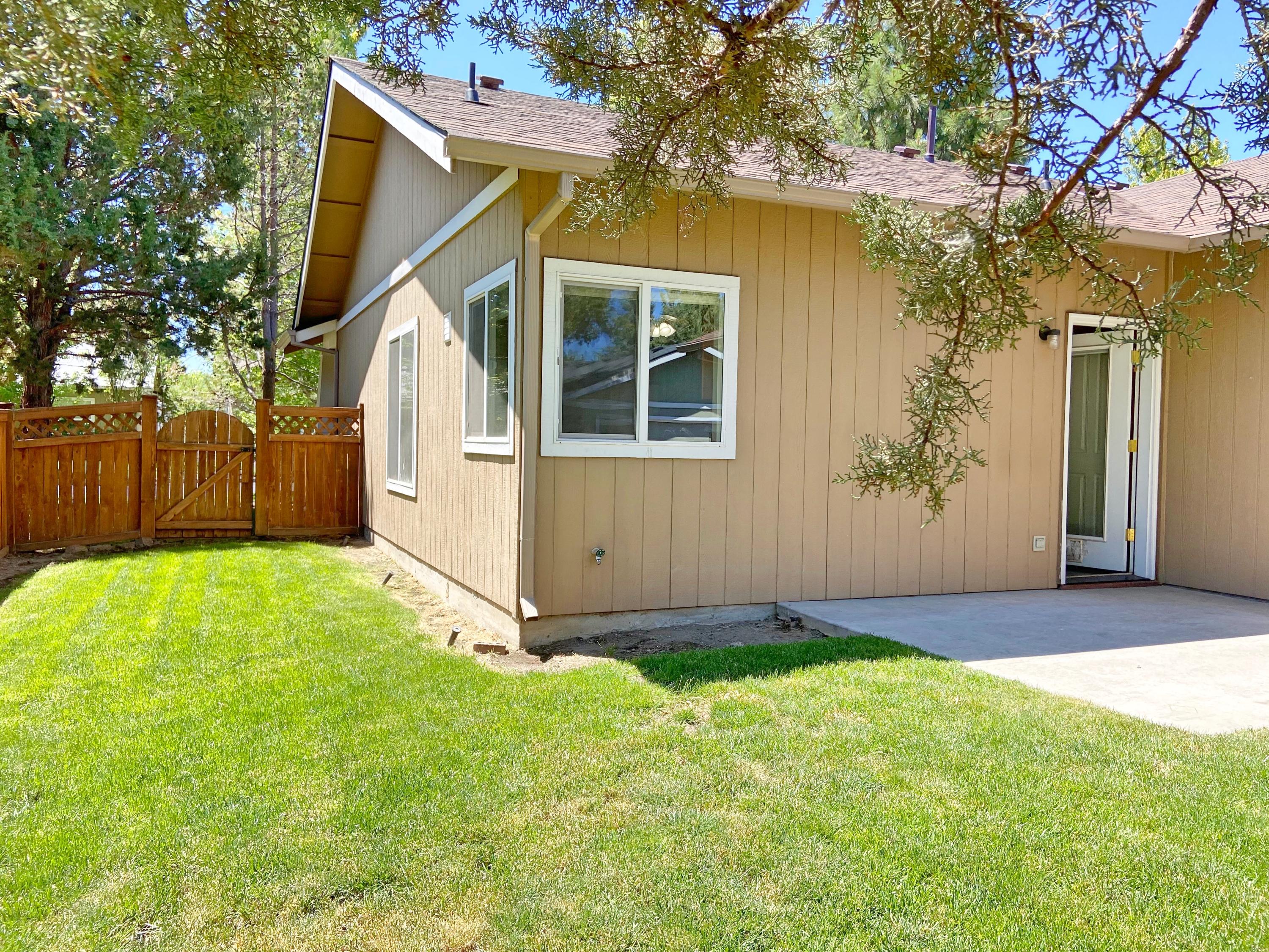 Larkspur - Residential