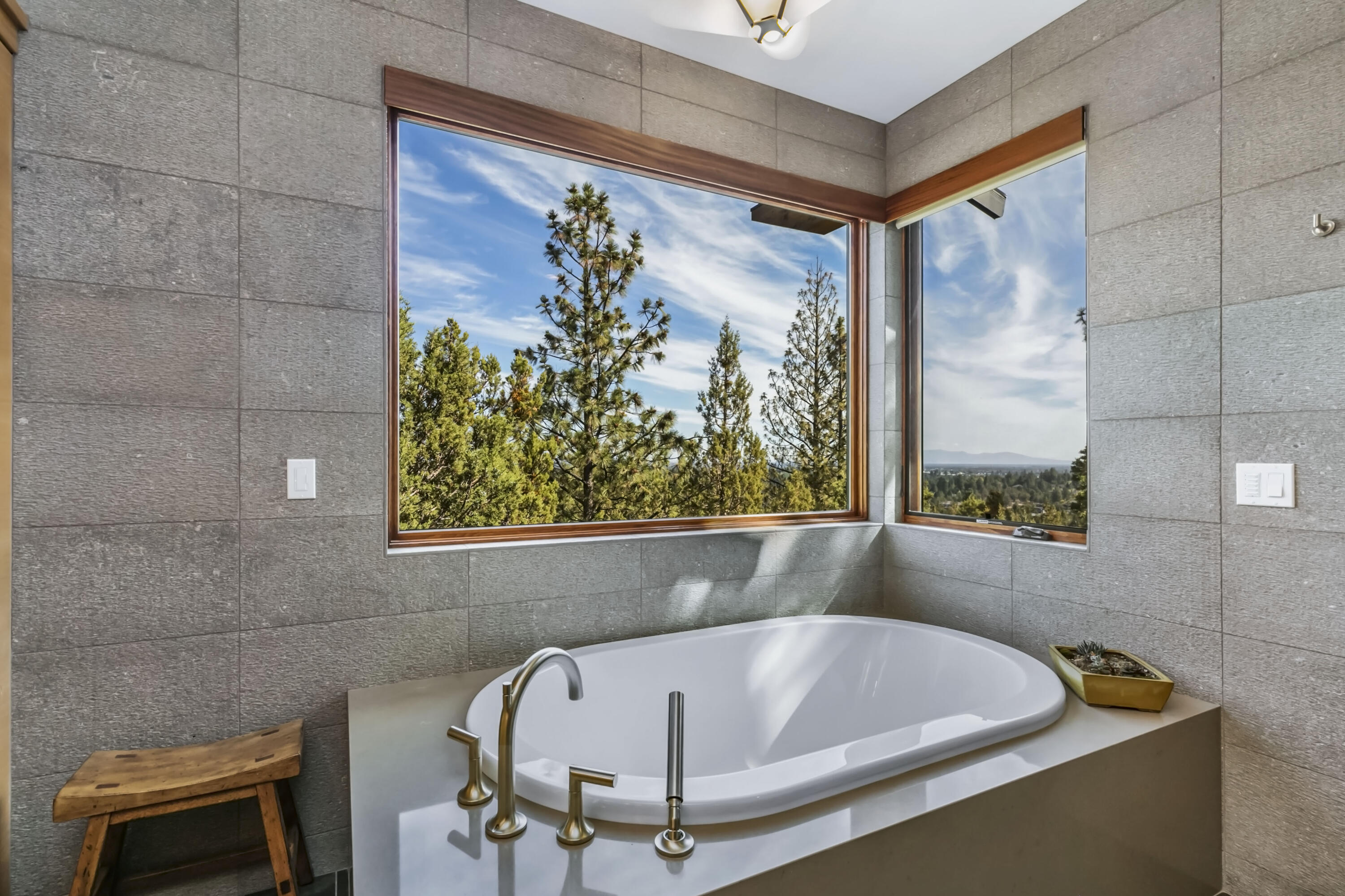 NorthAB - Residential