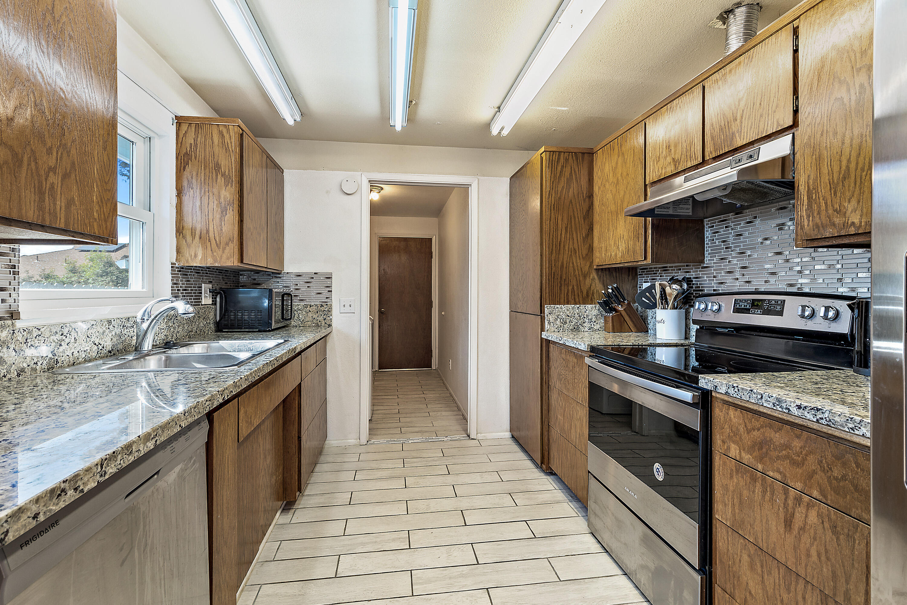 Madrona Heights - Residential