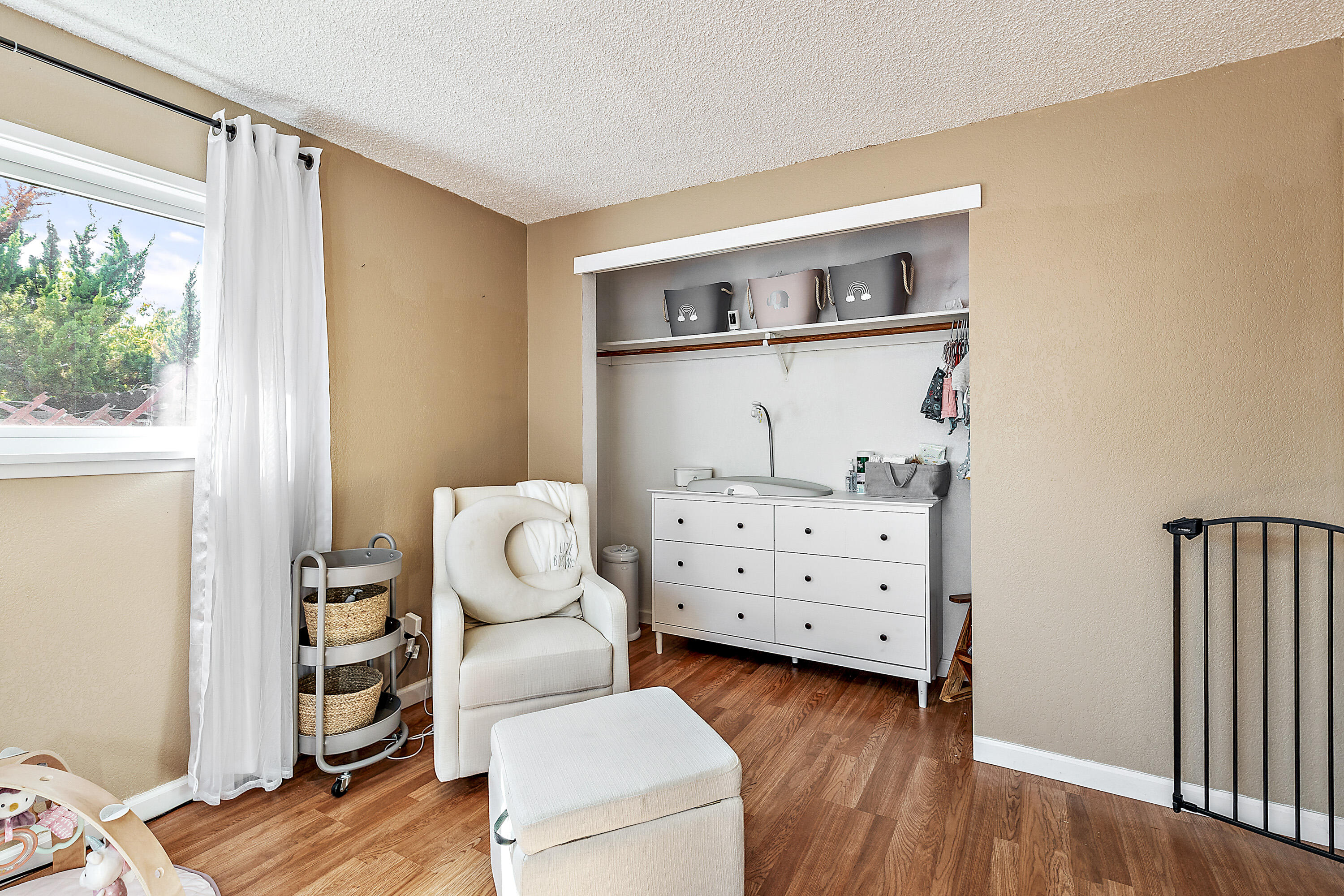 Madrona Heights - Residential