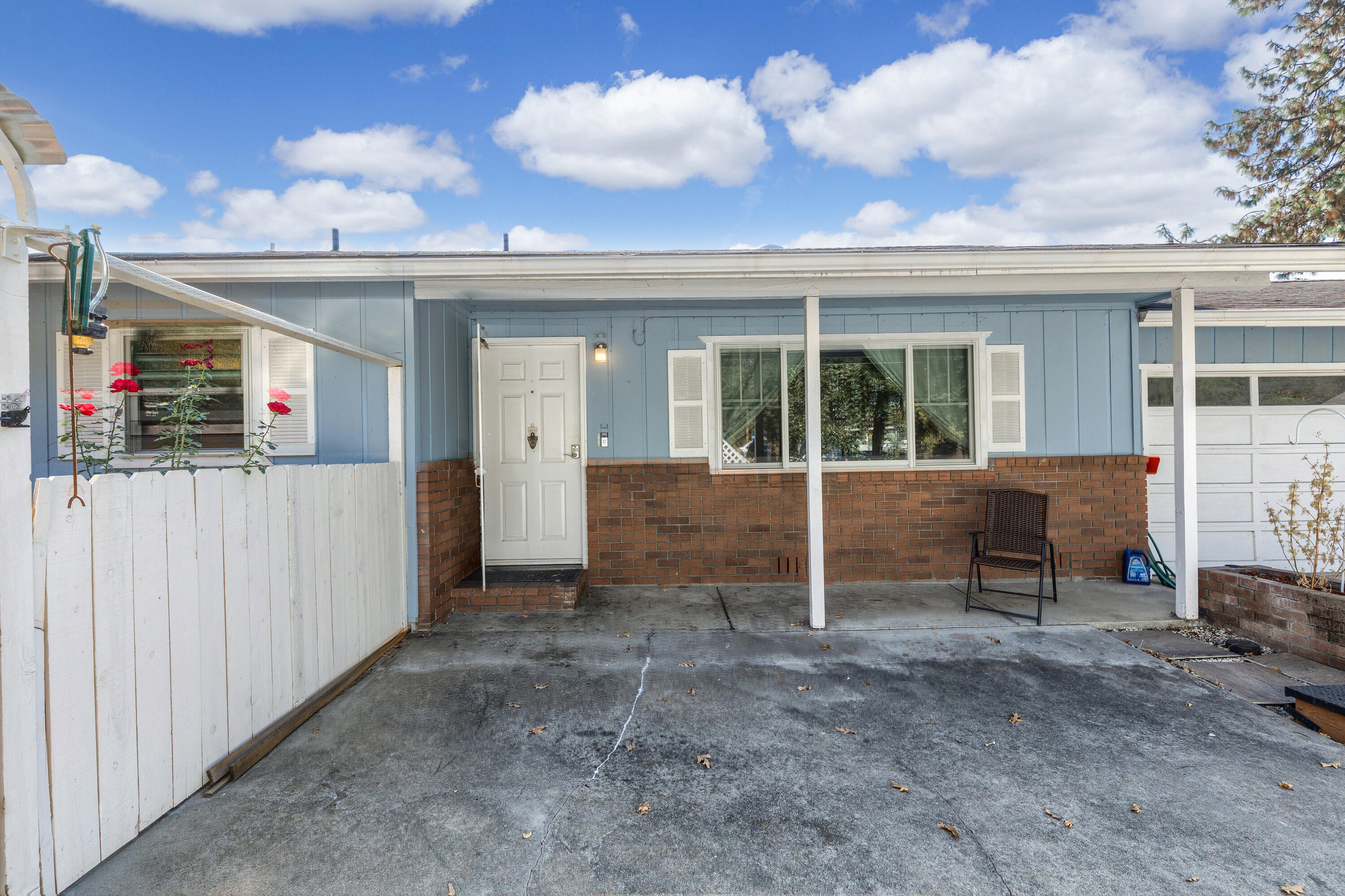 Madrona Heights - Residential