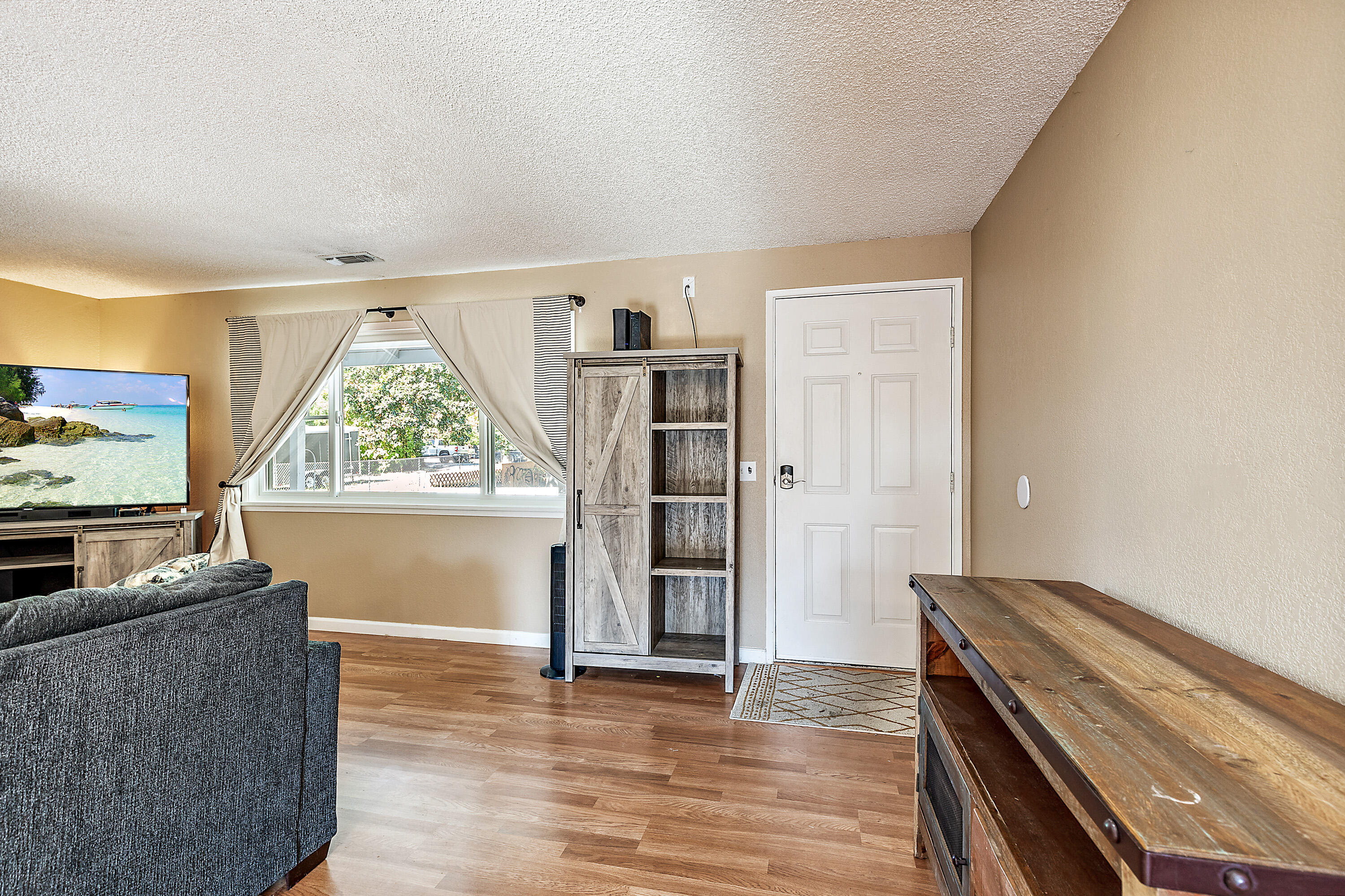 Madrona Heights - Residential