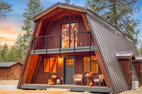 Tiny photo for 15622 6th Street, La Pine, OR 97739 (MLS # 220211267)