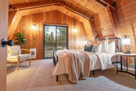 Tiny photo for 15622 6th Street, La Pine, OR 97739 (MLS # 220211267)