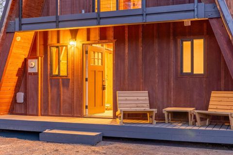 Tiny photo for 15622 6th Street, La Pine, OR 97739 (MLS # 220211267)