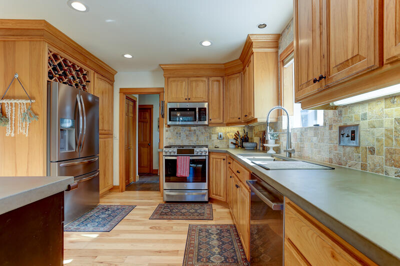 Woodside Ranch - Residential