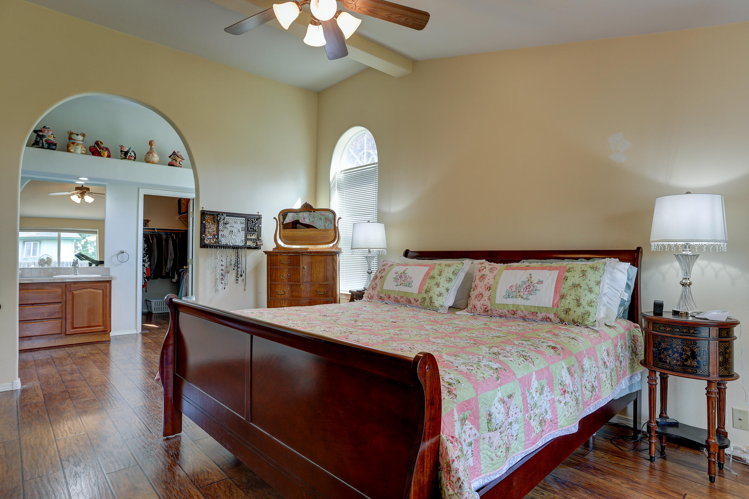 Ni Lah Sha Village - Residential