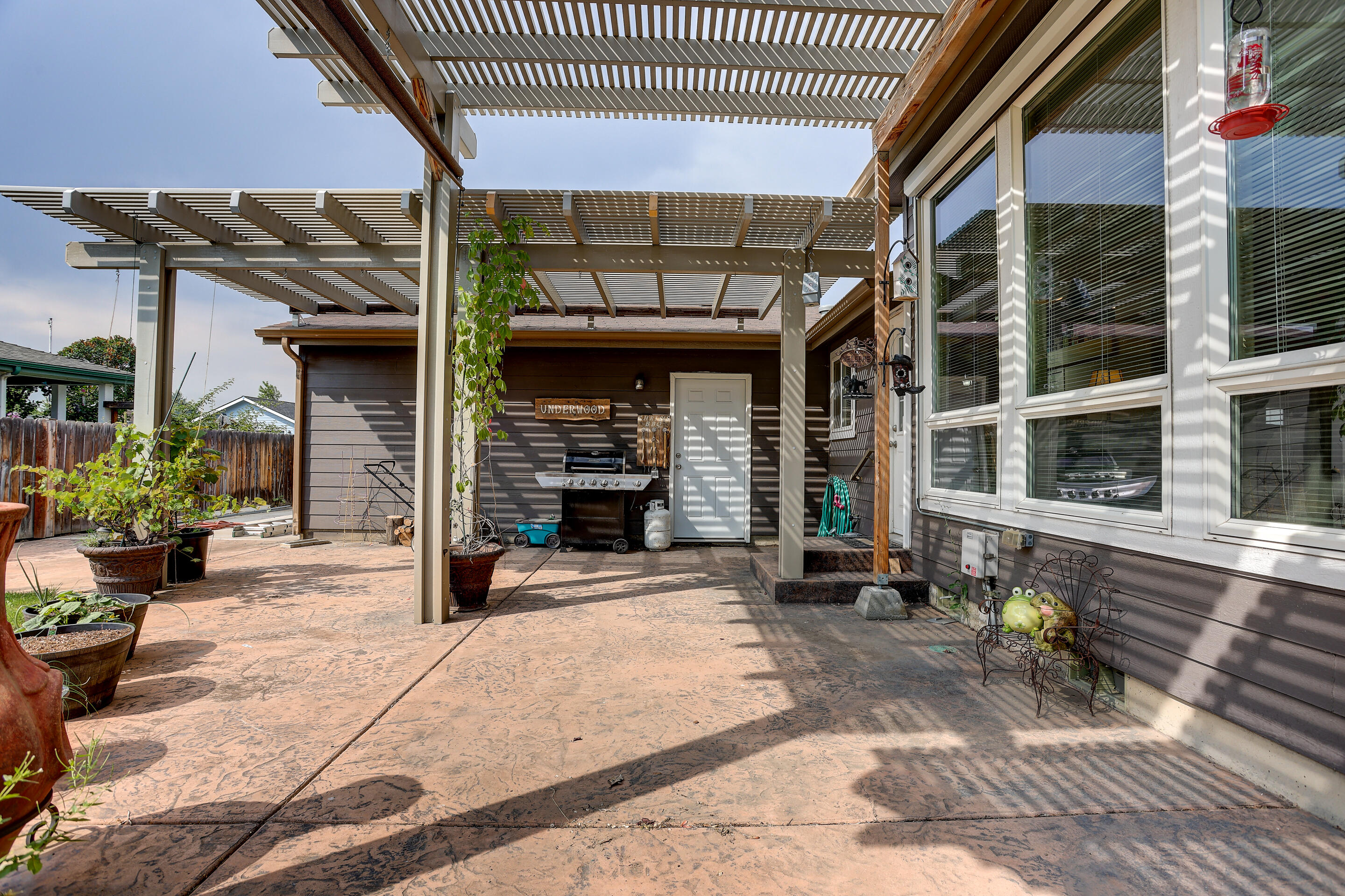 Ni Lah Sha Village - Residential