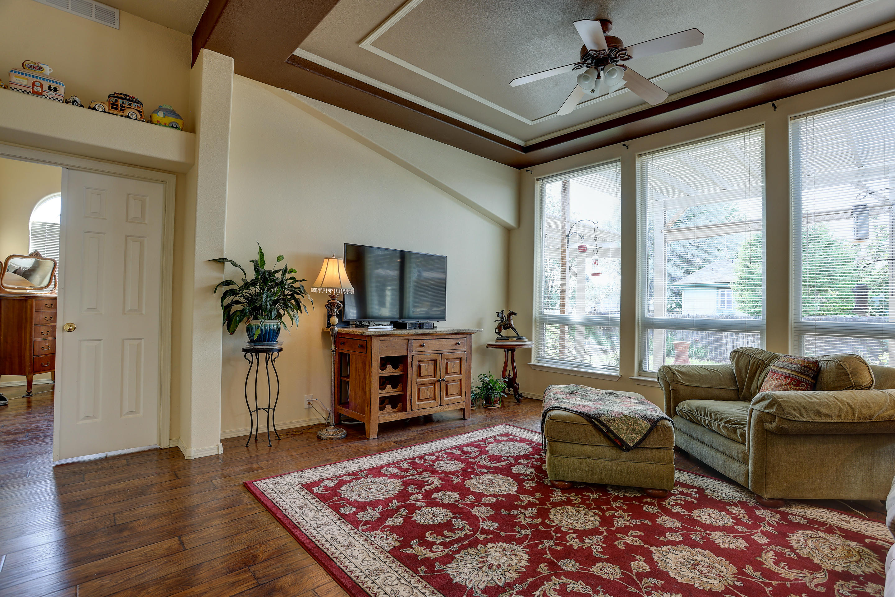 Ni Lah Sha Village - Residential