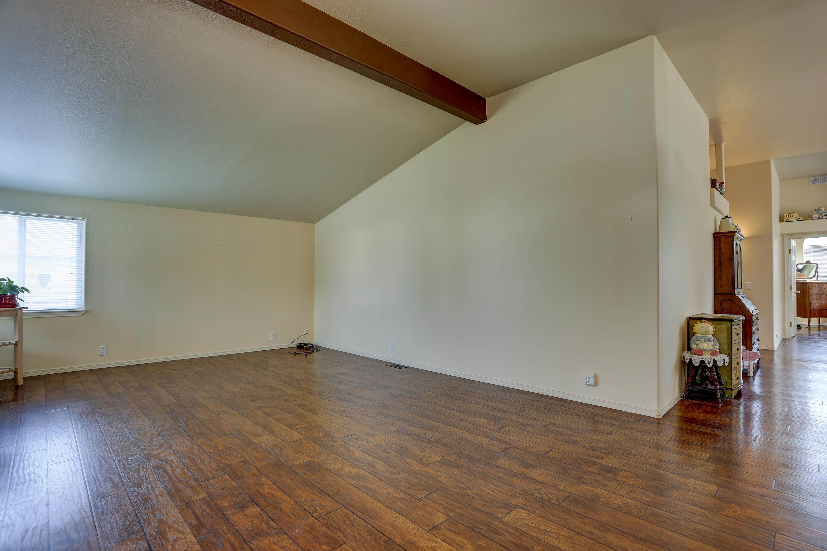 Ni Lah Sha Village - Residential