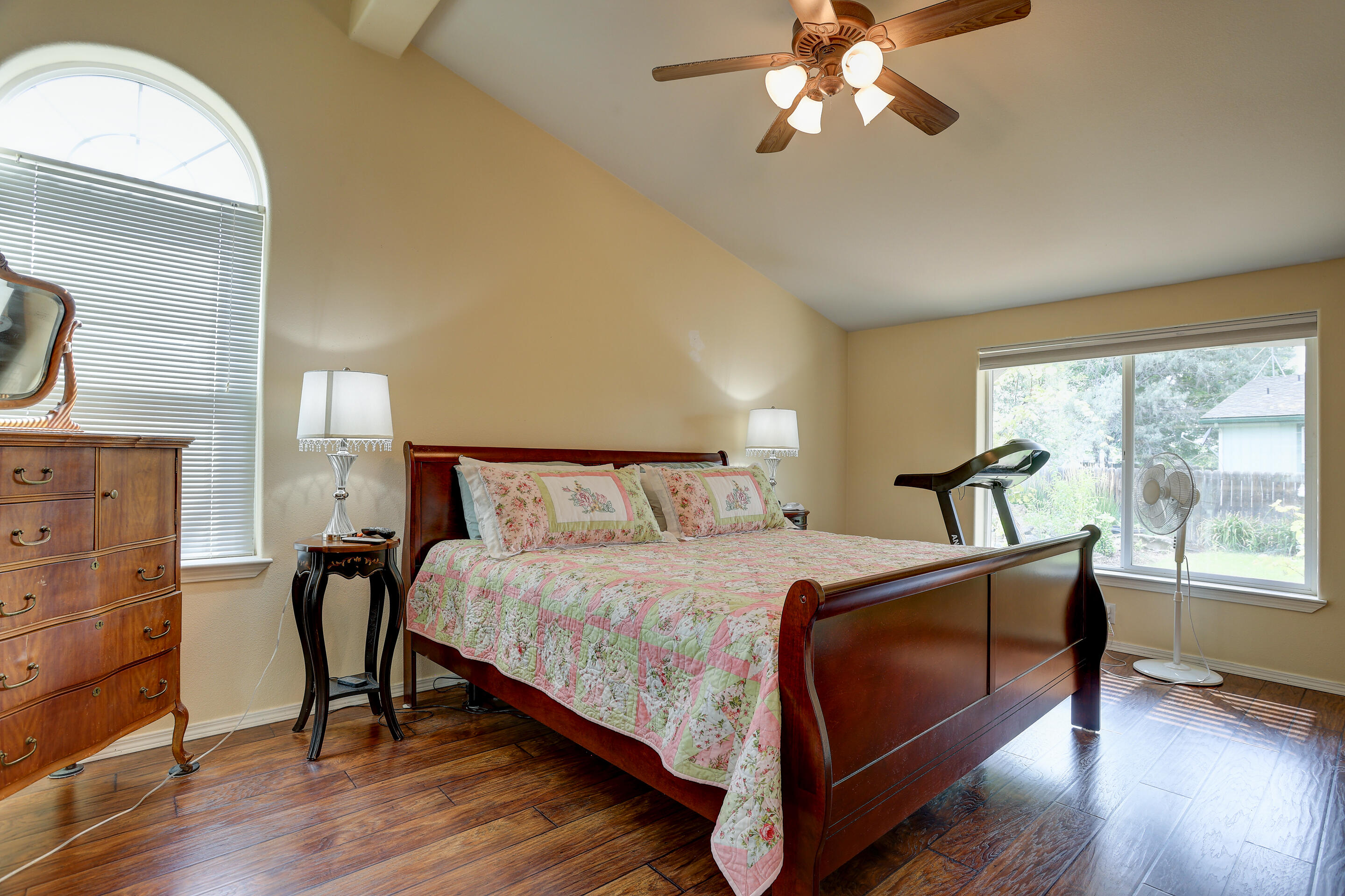 Ni Lah Sha Village - Residential