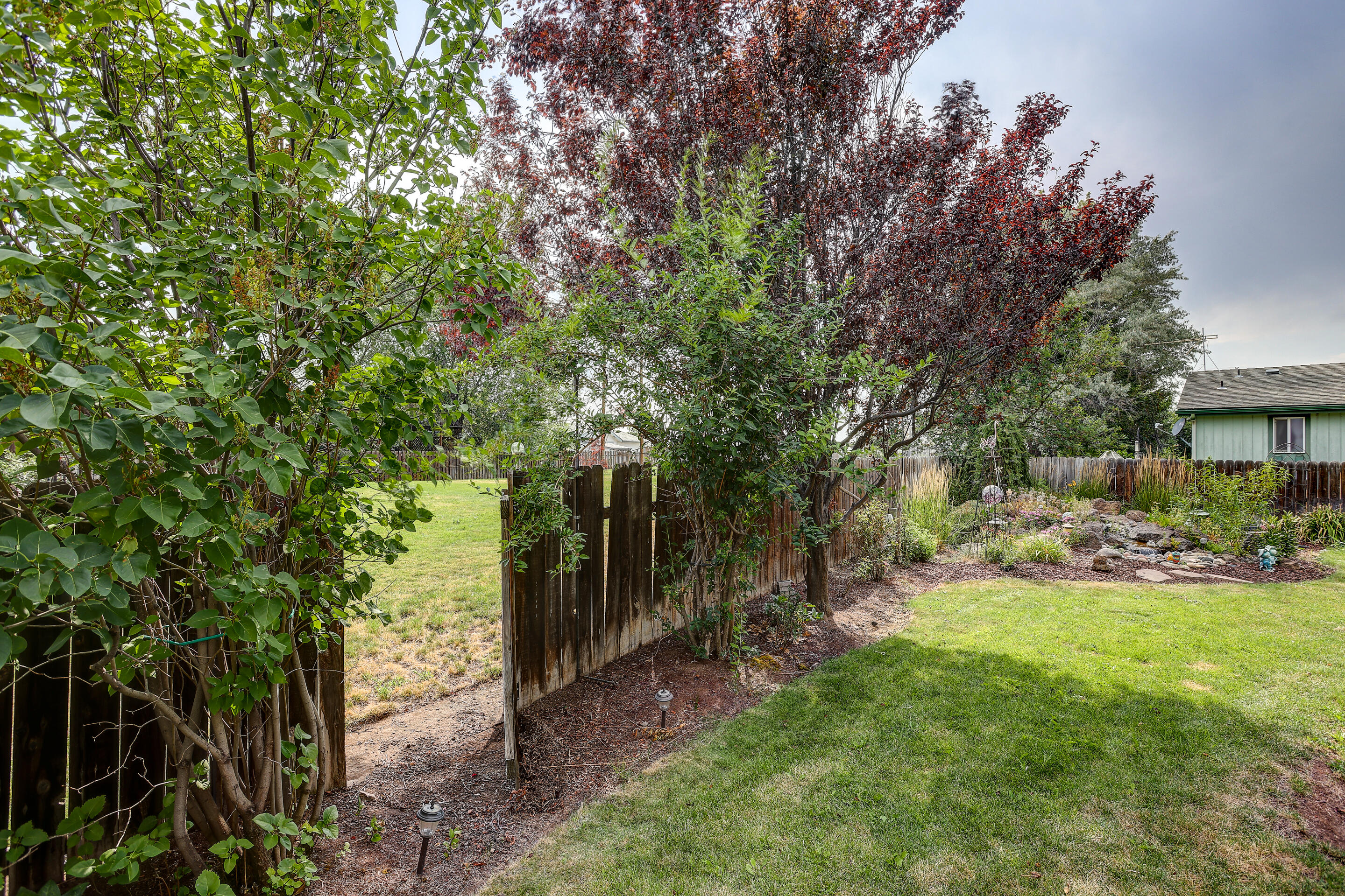 Ni Lah Sha Village - Residential