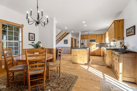 Tiny photo for 18130 Wanona Road, Sisters, OR 97759 (MLS # 220229847)