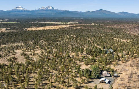 Tiny photo for 18130 Wanona Road, Sisters, OR 97759 (MLS # 220229847)