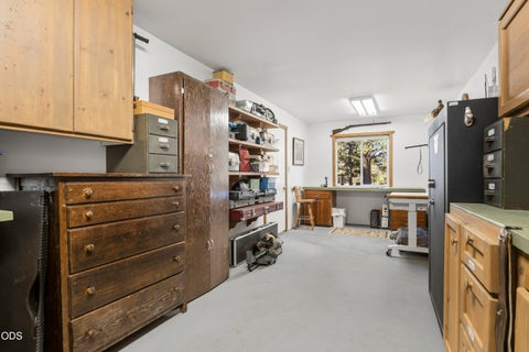 Tiny photo for 18130 Wanona Road, Sisters, OR 97759 (MLS # 220229847)