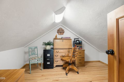 Tiny photo for 18130 Wanona Road, Sisters, OR 97759 (MLS # 220229847)