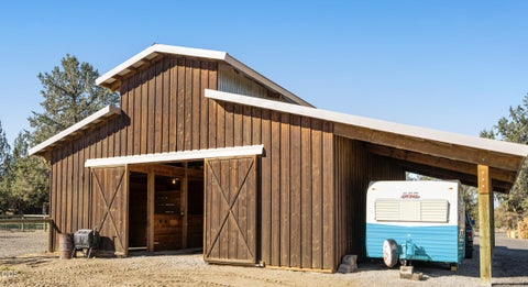 Tiny photo for 18130 Wanona Road, Sisters, OR 97759 (MLS # 220229847)