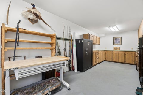 Tiny photo for 18130 Wanona Road, Sisters, OR 97759 (MLS # 220229847)