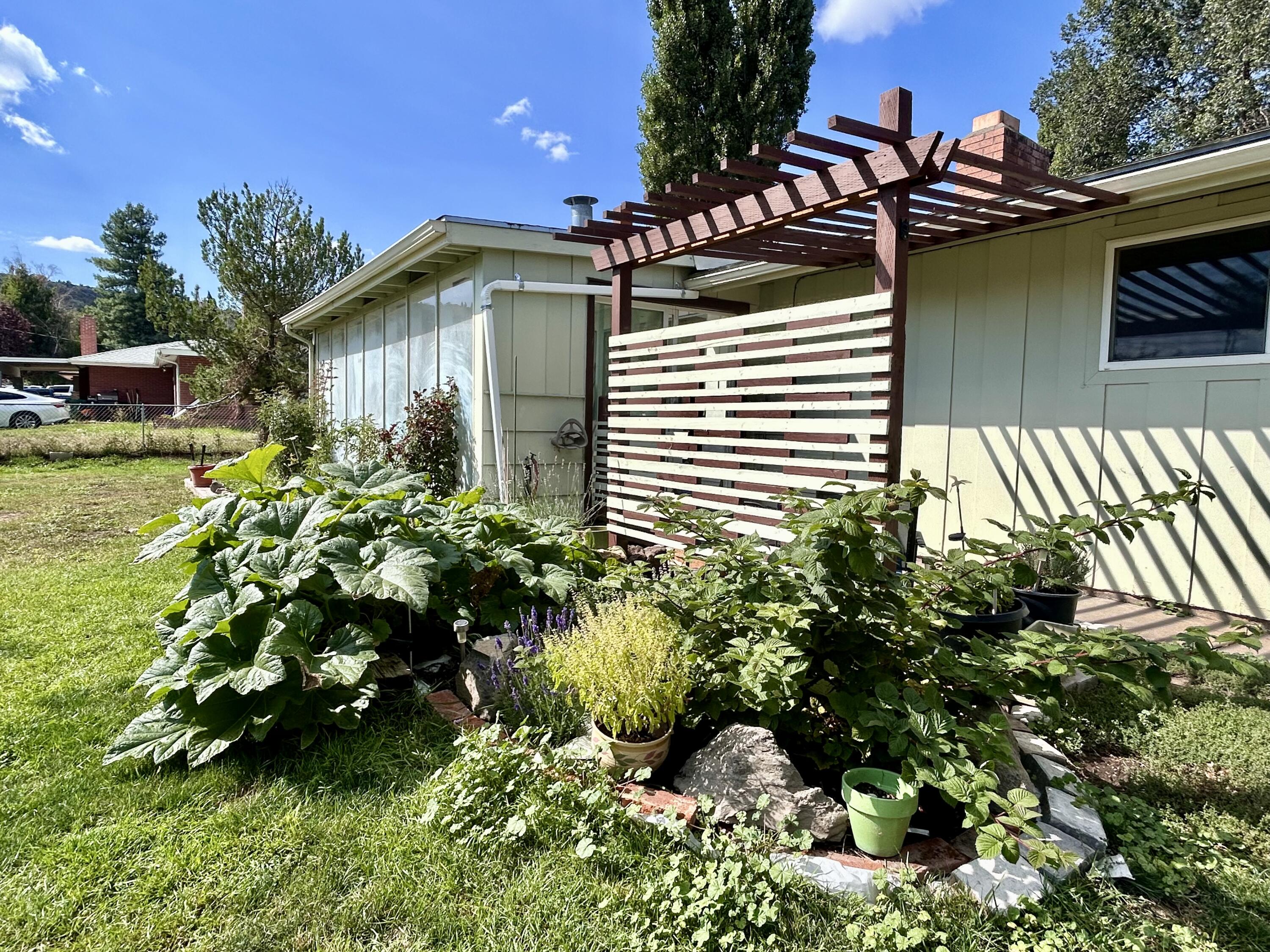 West Hills Homes - Residential