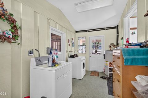 Tiny photo for 11339 Michael Road, Central Point, OR 97502 (MLS # 220224067)