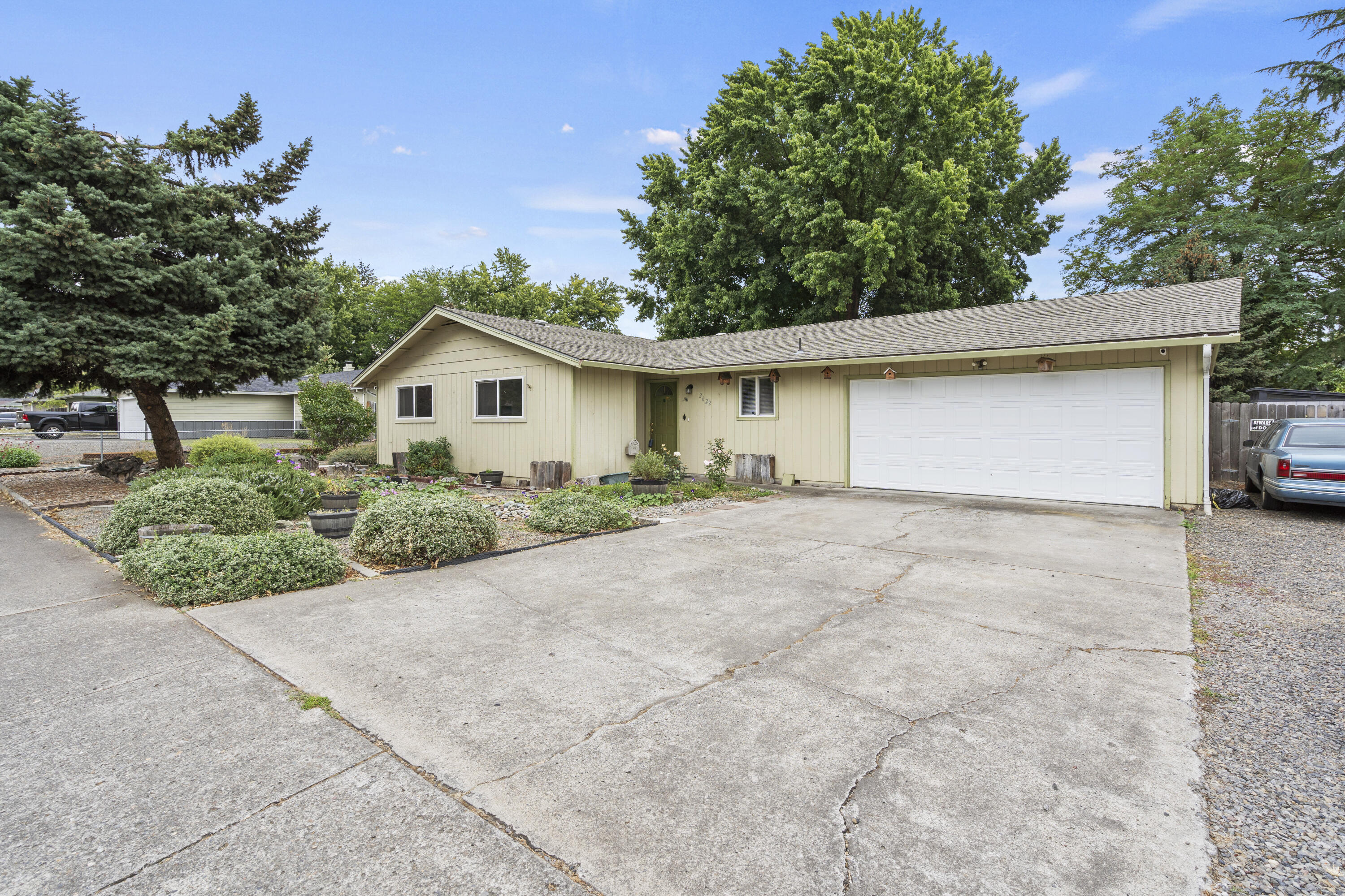 Greenhills Estates Unit No 1 - Residential