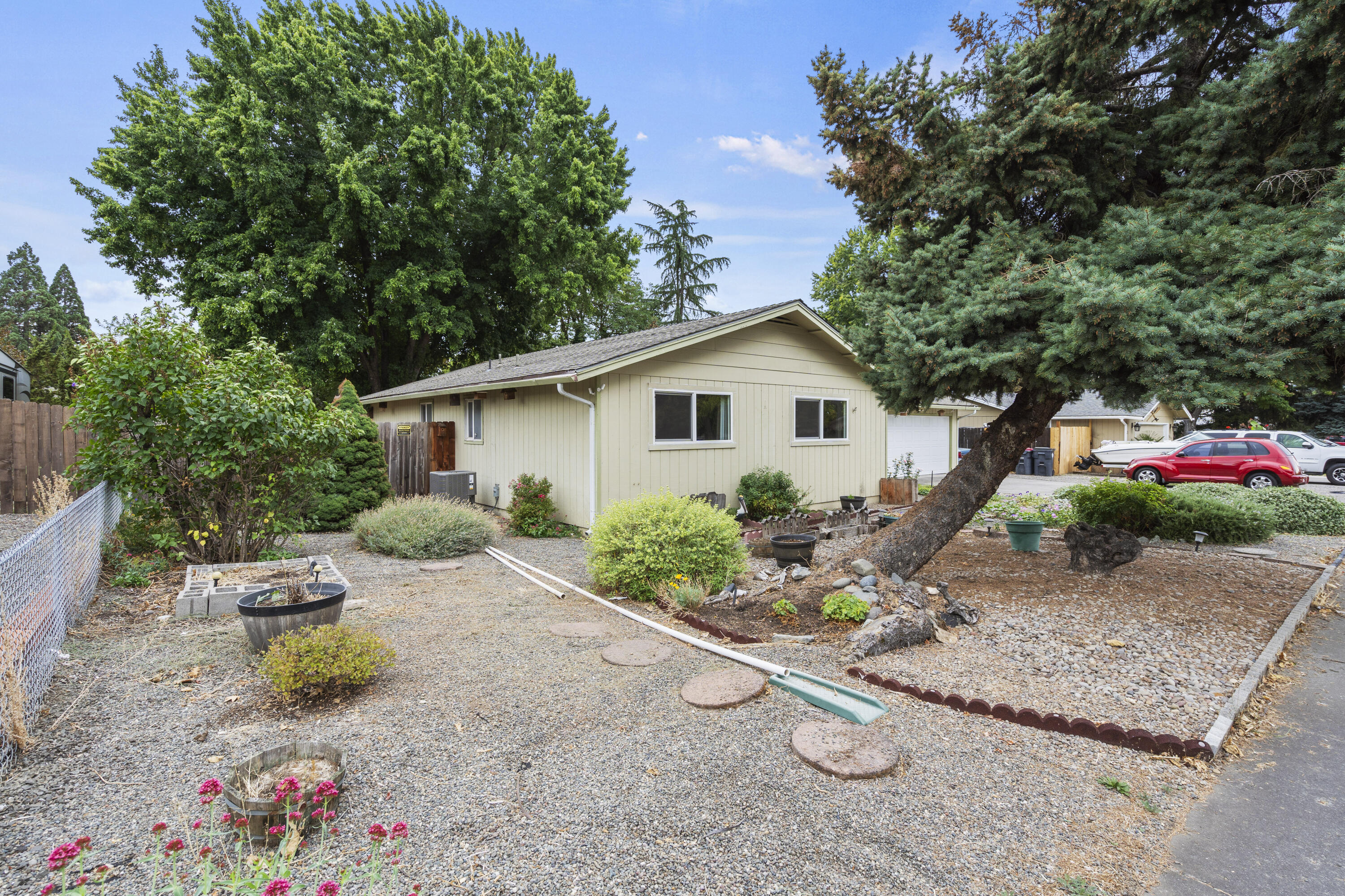 Greenhills Estates Unit No 1 - Residential