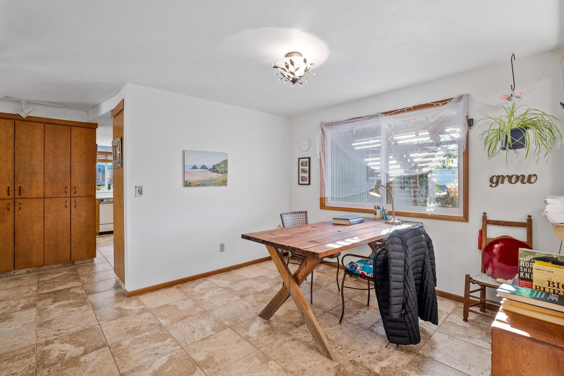 Siskiyou Village Unit No 1 - Residential