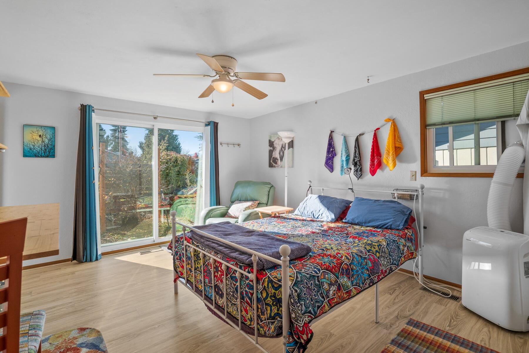 Siskiyou Village Unit No 1 - Residential