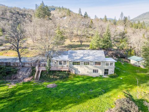 588 NW Scenic Drive Grants Pass OR 97526